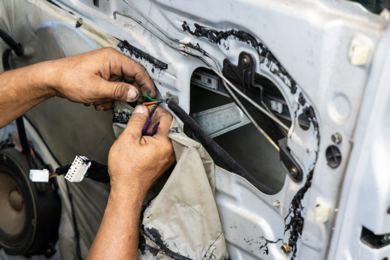 fixing switches wire scaled 24/7 car and door unlocking services in seminole, fl