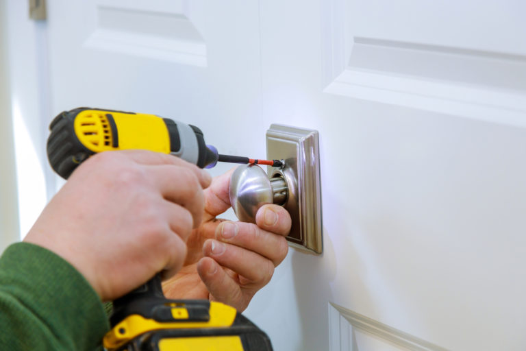 door lock hardware installation commercial locksmith services in seminole, fl – experienced and quick locksmith services for your office and business